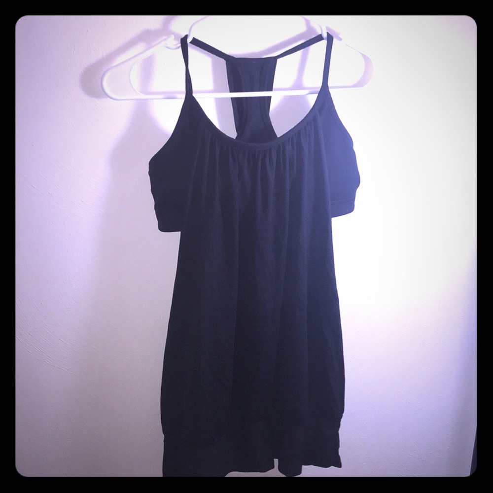 Lululemon size 8 tank.